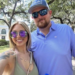 Meet your Posher, Taylor